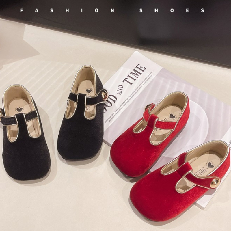 Mary Jane Shoes for Girl Kids  - огляд і ціна Baby Clothing Dresser